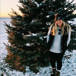 Meet your Posher, Brook